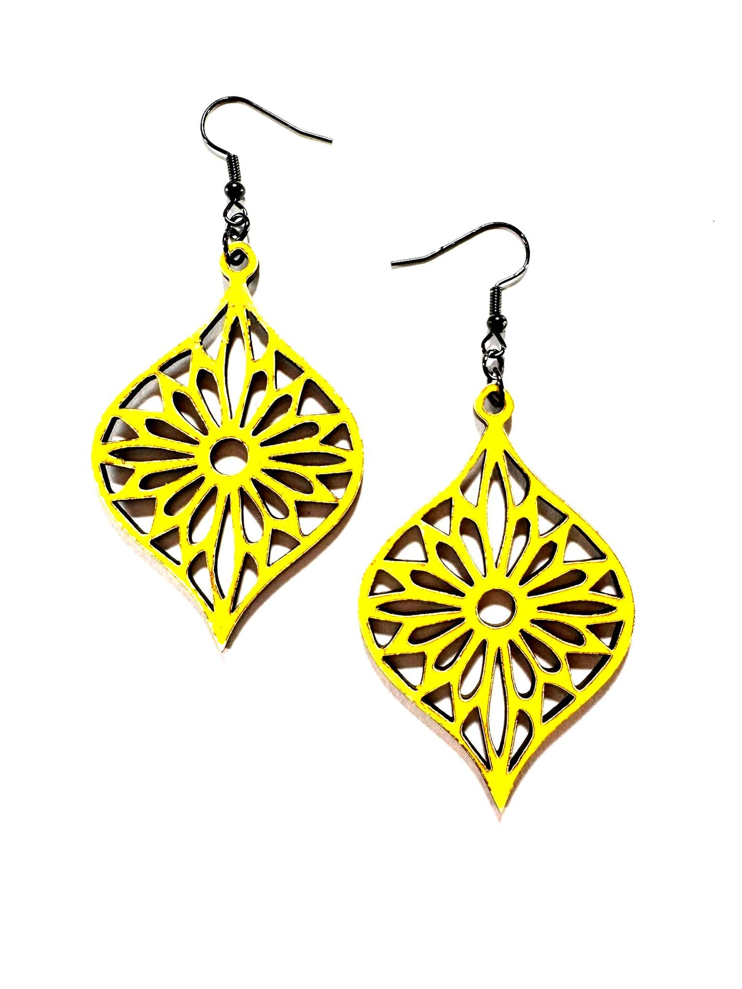 Averline Yellow